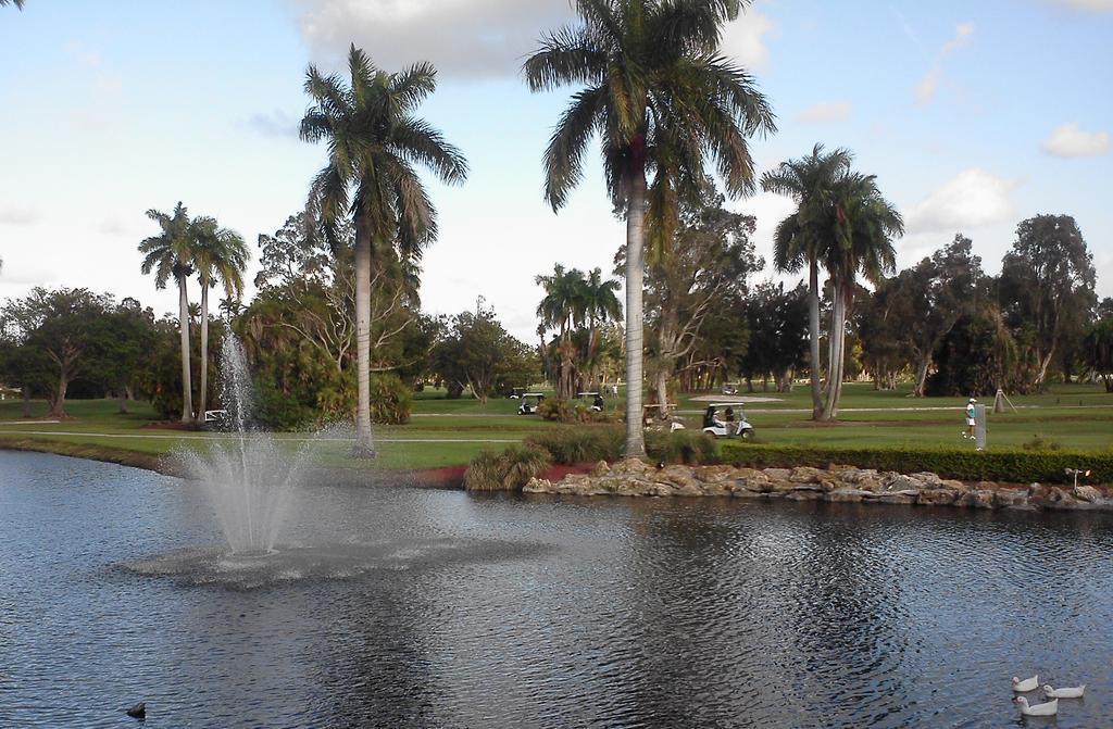 Hollywood Beach Golf Resort Kültér fotó